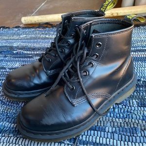 Dr. Martens|Smooth leather ankle